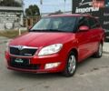 Красный Шкода Фабия, объемом двигателя 1.2 л и пробегом 200 тыс. км за 5900 $, фото 1 на Automoto.ua