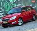 Красный Шкода Фабия, объемом двигателя 1.2 л и пробегом 200 тыс. км за 5400 $, фото 1 на Automoto.ua