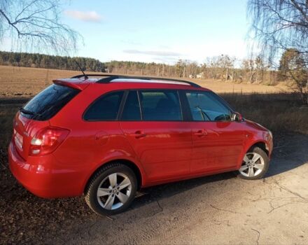 Красный Шкода Фабия, объемом двигателя 0 л и пробегом 235 тыс. км за 7800 $, фото 1 на Automoto.ua