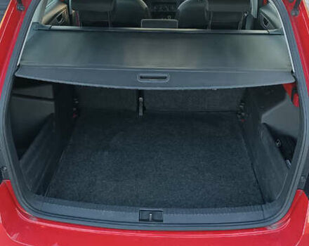 Красный Шкода Фабия, объемом двигателя 1 л и пробегом 258 тыс. км за 6400 $, фото 9 на Automoto.ua