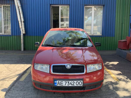 Шкода Фабия 2002 в Кривом Роге на Automoto.ua Красный Шкода Фабия, объемом двигателя 1.4 л и пробегом 260 тыс. км за 2900 $, фото 1 на Automoto.ua