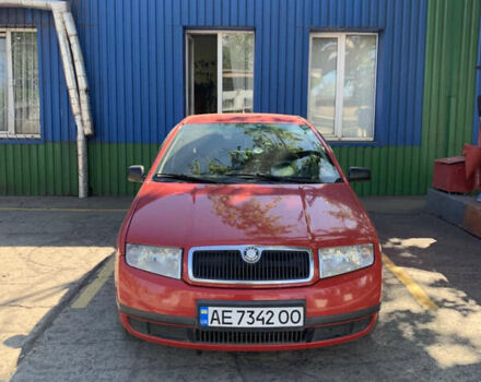 Красный Шкода Фабия, объемом двигателя 1.4 л и пробегом 260 тыс. км за 2900 $, фото 1 на Automoto.ua