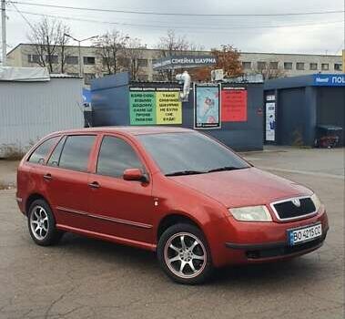 Шкода Фабия 2002 в Киеве на Automoto.ua Красный Шкода Фабия, объемом двигателя 1.39 л и пробегом 214 тыс. км за 3900 $, фото 1 на Automoto.ua