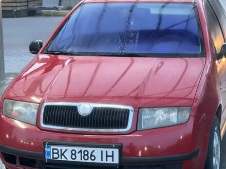 Шкода Фабия 2003 в Ровно на Automoto.ua Красный Шкода Фабия, объемом двигателя 1.2 л и пробегом 225 тыс. км за 140000 $, фото 1 на Automoto.ua