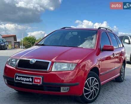 Красный Шкода Фабия, объемом двигателя 1.4 л и пробегом 282 тыс. км за 4890 $, фото 1 на Automoto.ua