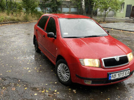 Шкода Фабия 2003 в Виннице на Automoto.ua Красный Шкода Фабия, объемом двигателя 1.2 л и пробегом 300 тыс. км за 2100 $, фото 1 на Automoto.ua