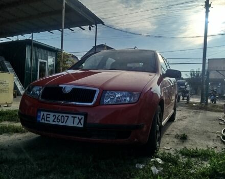 Красный Шкода Фабия, объемом двигателя 1.2 л и пробегом 235 тыс. км за 3200 $, фото 1 на Automoto.ua