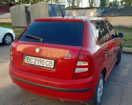 Красный Шкода Фабия, объемом двигателя 1.2 л и пробегом 260 тыс. км за 3500 $, фото 1 на Automoto.ua