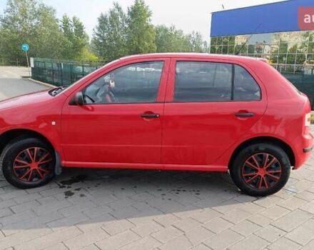 Красный Шкода Фабия, объемом двигателя 1.2 л и пробегом 184 тыс. км за 3000 $, фото 1 на Automoto.ua