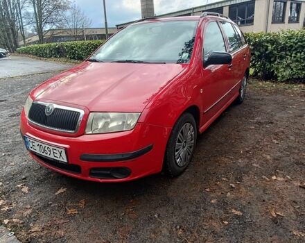 Красный Шкода Фабия, объемом двигателя 1.4 л и пробегом 159 тыс. км за 3830 $, фото 1 на Automoto.ua