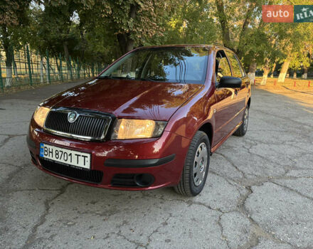 Червоний Шкода Фабія, об'ємом двигуна 1.2 л та пробігом 150 тис. км за 3550 $, фото 1 на Automoto.ua