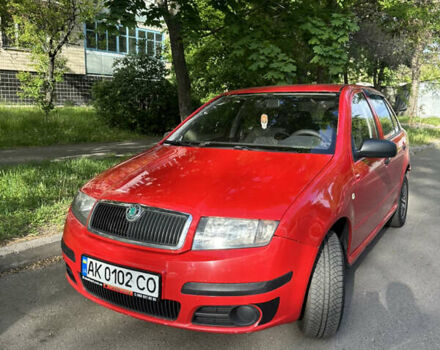 Красный Шкода Фабия, объемом двигателя 1.2 л и пробегом 339 тыс. км за 3000 $, фото 1 на Automoto.ua
