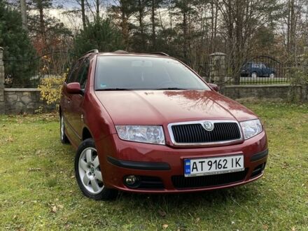 Шкода Фабия 2006 в Рожнятове на Automoto.ua Красный Шкода Фабия, объемом двигателя 1.4 л и пробегом 193 тыс. км за 4550 $, фото 1 на Automoto.ua