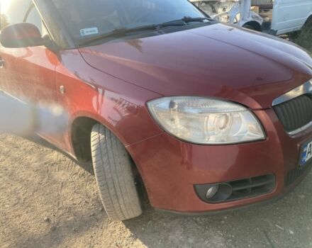 Красный Шкода Фабия, объемом двигателя 1.2 л и пробегом 331 тыс. км за 3200 $, фото 1 на Automoto.ua