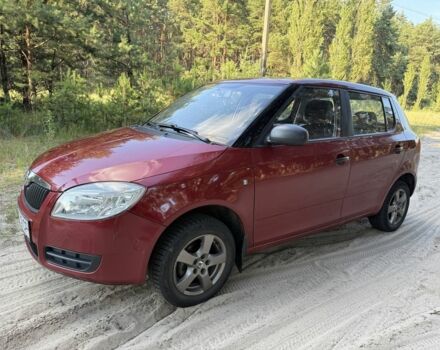 Красный Шкода Фабия, объемом двигателя 1.2 л и пробегом 175 тыс. км за 3950 $, фото 1 на Automoto.ua