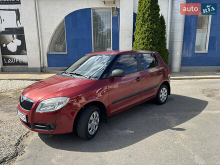 Красный Шкода Фабия, объемом двигателя 1.2 л и пробегом 247 тыс. км за 4100 $, фото 1 на Automoto.ua