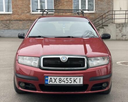 Красный Шкода Фабия, объемом двигателя 1.2 л и пробегом 250 тыс. км за 1650 $, фото 1 на Automoto.ua