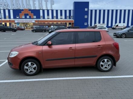 Шкода Фабия 2008 в Сумах на Automoto.ua Красный Шкода Фабия, объемом двигателя 1.2 л и пробегом 141 тыс. км за 4900 $, фото 1 на Automoto.ua