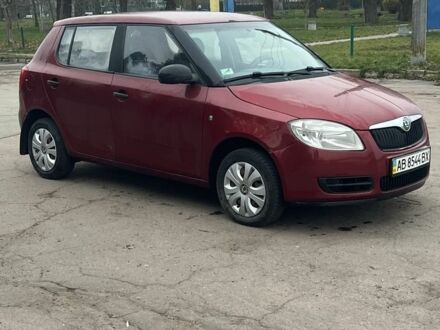 Красный Шкода Фабия, объемом двигателя 1.2 л и пробегом 205 тыс. км за 3000 $, фото 1 на Automoto.ua