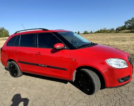 Красный Шкода Фабия, объемом двигателя 1.2 л и пробегом 290 тыс. км за 3900 $, фото 1 на Automoto.ua