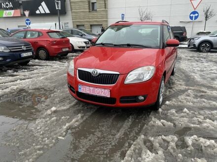 Красный Шкода Фабия, объемом двигателя 1.6 л и пробегом 173 тыс. км за 6750 $, фото 1 на Automoto.ua