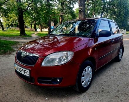 Красный Шкода Фабия, объемом двигателя 1.2 л и пробегом 238 тыс. км за 3200 $, фото 1 на Automoto.ua
