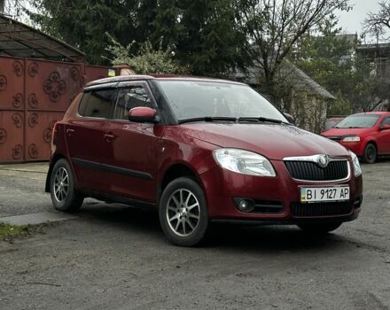 Красный Шкода Фабия, объемом двигателя 1.4 л и пробегом 198 тыс. км за 4500 $, фото 1 на Automoto.ua