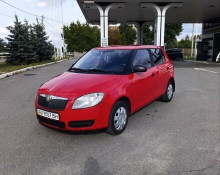 Красный Шкода Фабия, объемом двигателя 1.4 л и пробегом 250 тыс. км за 3550 $, фото 1 на Automoto.ua