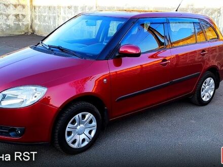 Шкода Фабия 2008 в Одессе на Automoto.ua Красный Шкода Фабия, объемом двигателя 1.4 л и пробегом 240 тыс. км за 5000 $, фото 1 на Automoto.ua