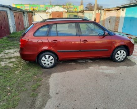 Красный Шкода Фабия, объемом двигателя 1.6 л и пробегом 179 тыс. км за 6300 $, фото 1 на Automoto.ua