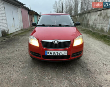 Красный Шкода Фабия, объемом двигателя 1.2 л и пробегом 166 тыс. км за 3450 $, фото 1 на Automoto.ua