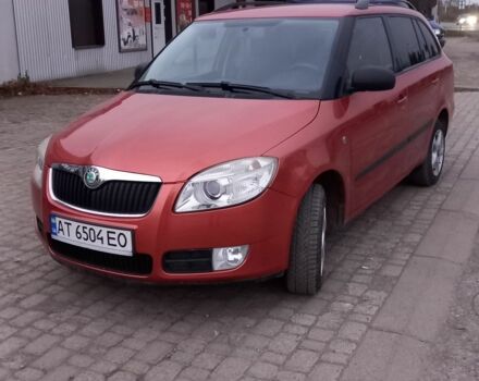 Красный Шкода Фабия, объемом двигателя 0 л и пробегом 215 тыс. км за 4300 $, фото 1 на Automoto.ua