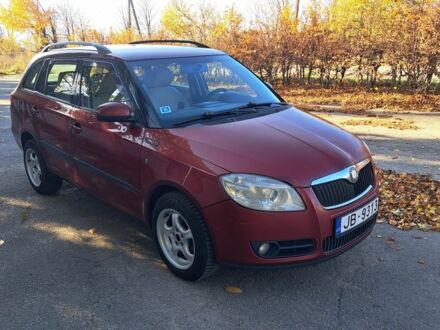 Шкода Фабия 2009 в Тульчине на Automoto.ua Красный Шкода Фабия, объемом двигателя 0 л и пробегом 400 тыс. км за 2450 $, фото 1 на Automoto.ua
