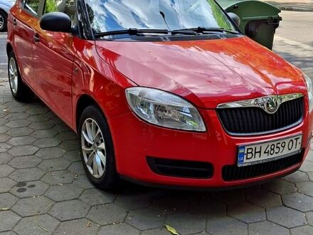 Шкода Фабия 2009 в Одессе на Automoto.ua Красный Шкода Фабия, объемом двигателя 1.2 л и пробегом 108 тыс. км за 5000 $, фото 1 на Automoto.ua