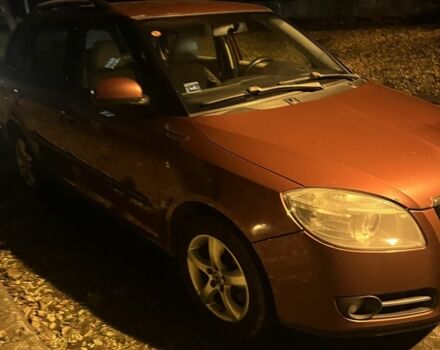 Шкода Фабия 2009 в Львове на Automoto.ua Красный Шкода Фабия, объемом двигателя 1.9 л и пробегом 438 тыс. км за 2200 $, фото 1 на Automoto.ua