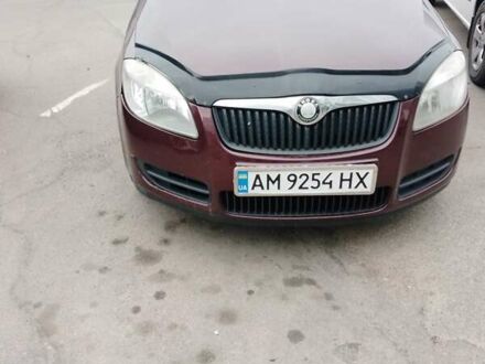 Червоний Шкода Фабія, об'ємом двигуна 1.2 л та пробігом 180 тис. км за 3800 $, фото 1 на Automoto.ua