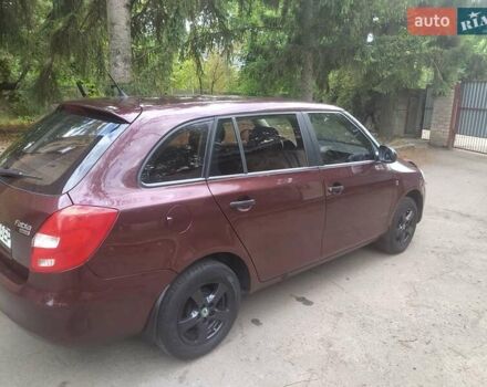 Червоний Шкода Фабія, об'ємом двигуна 1.39 л та пробігом 260 тис. км за 6000 $, фото 1 на Automoto.ua