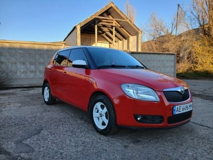 Красный Шкода Фабия, объемом двигателя 1.4 л и пробегом 176 тыс. км за 6000 $, фото 1 на Automoto.ua