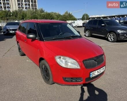 Красный Шкода Фабия, объемом двигателя 1.42 л и пробегом 262 тыс. км за 4100 $, фото 1 на Automoto.ua