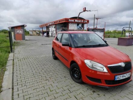 Шкода Фабия 2010 в Виноградове на Automoto.ua Красный Шкода Фабия, объемом двигателя 1.6 л и пробегом 231 тыс. км за 5700 $, фото 1 на Automoto.ua
