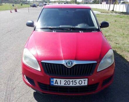 Червоний Шкода Фабія, об'ємом двигуна 1.39 л та пробігом 284 тис. км за 4499 $, фото 1 на Automoto.ua