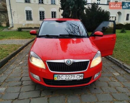 Красный Шкода Фабия, объемом двигателя 1.4 л и пробегом 232 тыс. км за 4699 $, фото 1 на Automoto.ua