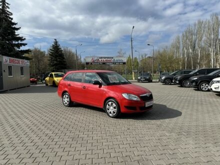 Шкода Фабия 2011 в Кривом Роге на Automoto.ua Красный Шкода Фабия, объемом двигателя 1.6 л и пробегом 245 тыс. км за 5800 $, фото 1 на Automoto.ua