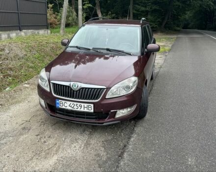 Красный Шкода Фабия, объемом двигателя 1.2 л и пробегом 380 тыс. км за 4700 $, фото 1 на Automoto.ua