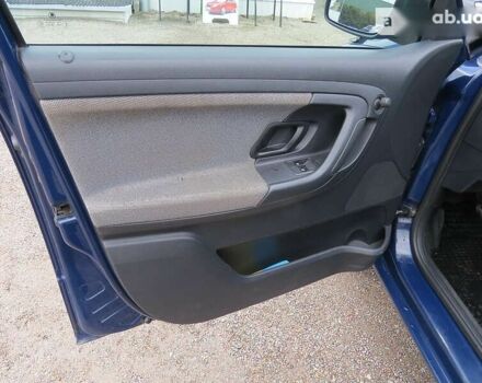 Шкода Фабія, об'ємом двигуна 0 л та пробігом 212 тис. км за 5600 $, фото 4 на Automoto.ua