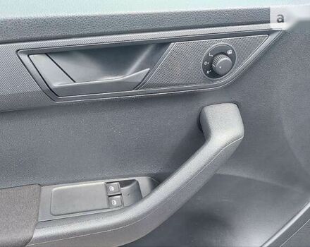 Шкода Фабия, объемом двигателя 1 л и пробегом 99 тыс. км за 7699 $, фото 12 на Automoto.ua