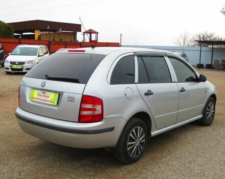 Шкода Фабия, объемом двигателя 1.2 л и пробегом 273 тыс. км за 3800 $, фото 2 на Automoto.ua