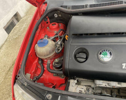 Шкода Фабия, объемом двигателя 1.39 л и пробегом 151 тыс. км за 3500 $, фото 7 на Automoto.ua