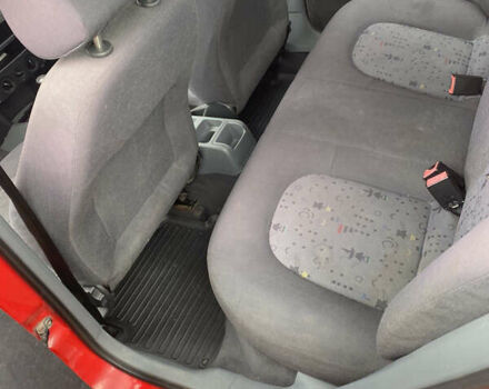 Шкода Фабия, объемом двигателя 1.39 л и пробегом 151 тыс. км за 3500 $, фото 4 на Automoto.ua