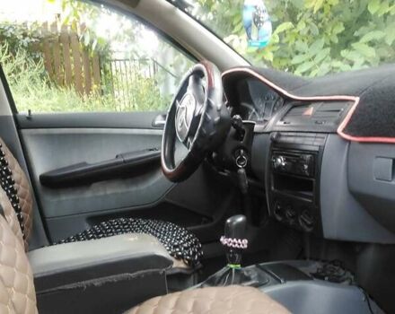 Шкода Фабия, объемом двигателя 1.39 л и пробегом 260 тыс. км за 3500 $, фото 7 на Automoto.ua